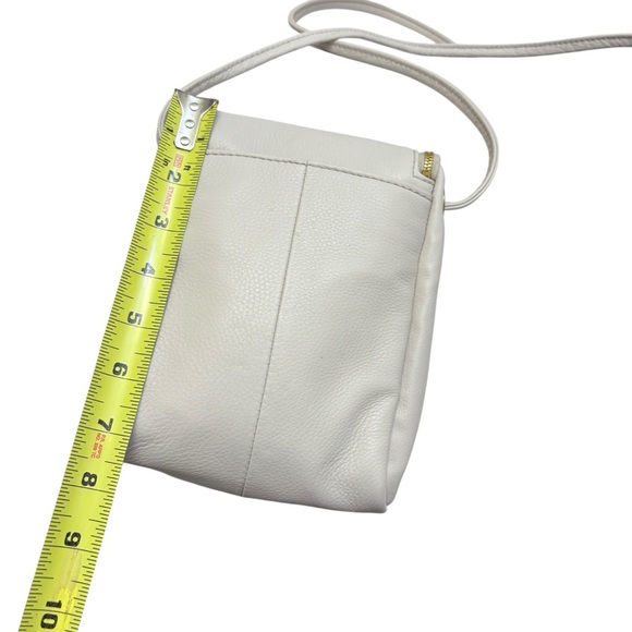 Hobo creamy white fern crossbody bag - Picture 4 of 10